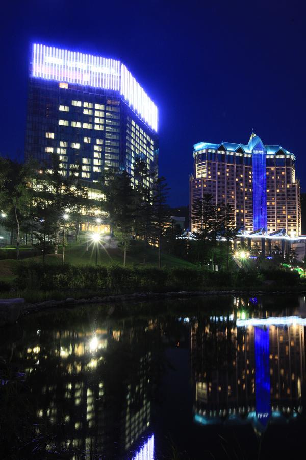 High1 Grand Hotel Convention Tower Jeongseon Exterior photo